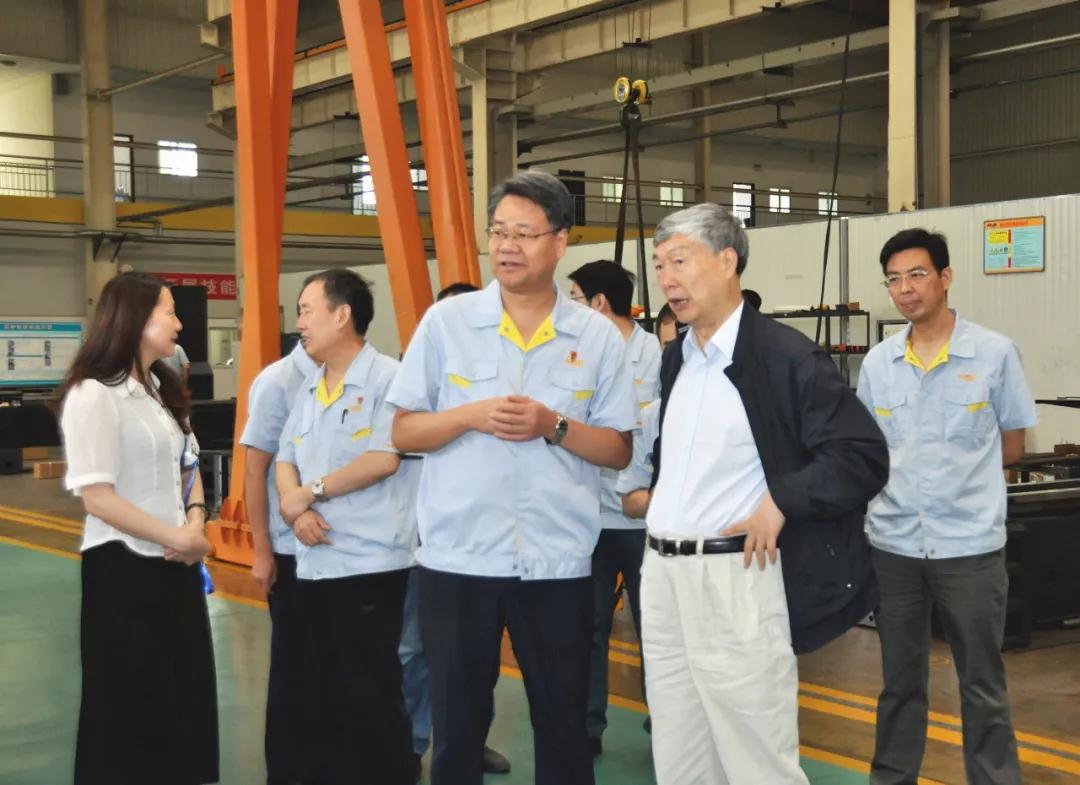 中國工程院李培根院士蒞臨寶雞機床集團調研指導 中國工程院李培根院士蒞臨寶雞機床集團調研指導