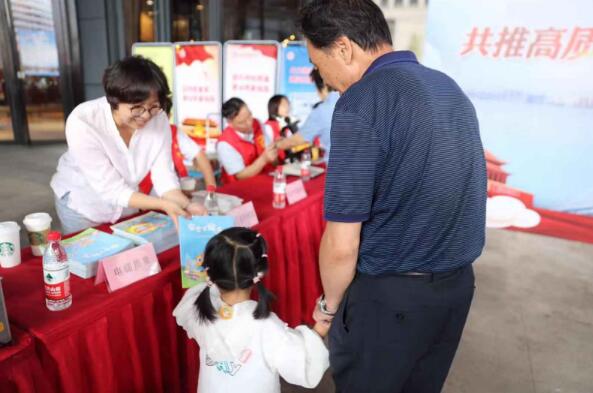 特種設(shè)備安全知識進(jìn)社區(qū) 浙江省特科院積極開展質(zhì)量月活動 特種設(shè)備安全知識進(jìn)社區(qū) 浙江省特科院積極開展質(zhì)量月活動