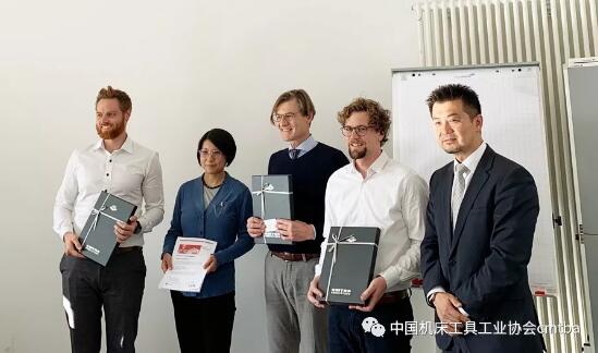 中國機床工具工業(yè)協(xié)會參觀團走進德國Darmstadt大學(xué) 學(xué)習(xí)精益生產(chǎn) 中國機床工具工業(yè)協(xié)會參觀團走進德國Darmstadt大學(xué) 學(xué)習(xí)精益生產(chǎn)