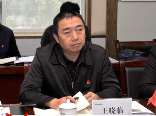 市委巡回指導(dǎo)六組、工投集團調(diào)研組深入陜鼓調(diào)研指導(dǎo)主題教育工作 市委巡回指導(dǎo)六組、工投集團調(diào)研組深入陜鼓調(diào)研指導(dǎo)主題教育工作