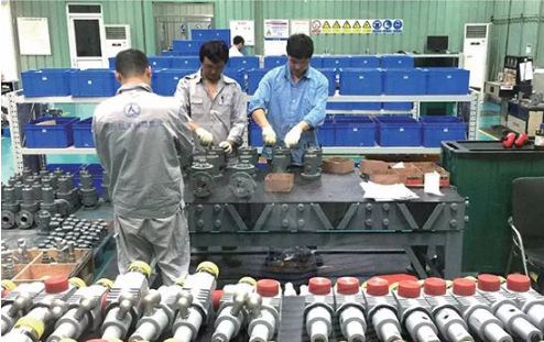 航天石化:做與時(shí)俱進(jìn)的民族品牌 航天石化:做與時(shí)俱進(jìn)的民族品牌