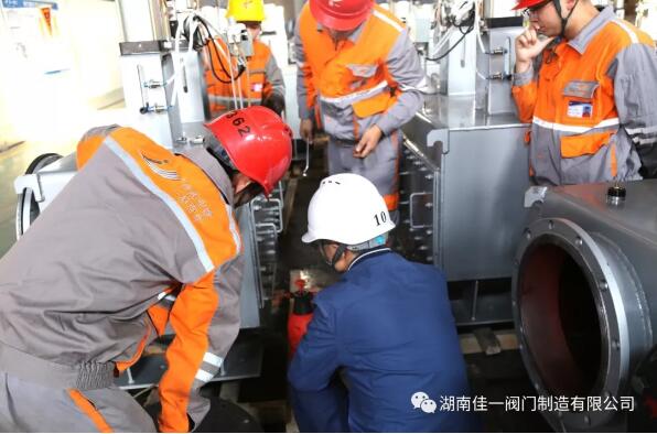 A檢現(xiàn)場—檢測換向閥的密封性能(2) A檢現(xiàn)場—檢測換向閥的密封性能(2)
