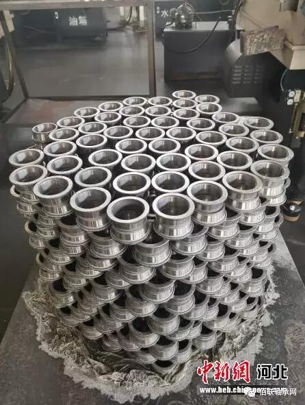 制作的軸承半成品。 制作的軸承半成品。
