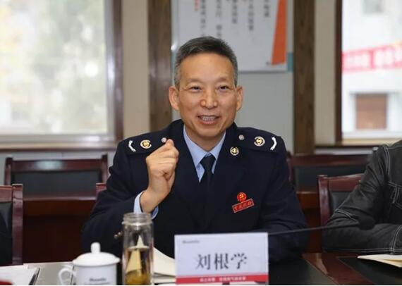 陜鼓動(dòng)力連續(xù)17年獲“A級(jí)納稅人”稱號(hào) 陜鼓動(dòng)力連續(xù)17年獲“A級(jí)納稅人”稱號(hào)