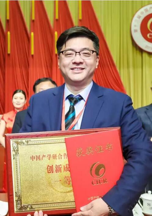 恒大江海榮獲2019年中國產(chǎn)學(xué)研合作創(chuàng)新成果獎暨2019年中國產(chǎn)學(xué)研工匠精神獎 恒大江海榮獲2019年中國產(chǎn)學(xué)研合作創(chuàng)新成果獎暨2019年中國產(chǎn)學(xué)研工匠精神獎