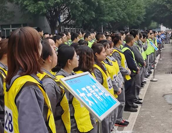 重慶水泵公司舉行迎新年職工環(huán)廠跑比賽 重慶水泵公司舉行迎新年職工環(huán)廠跑比賽