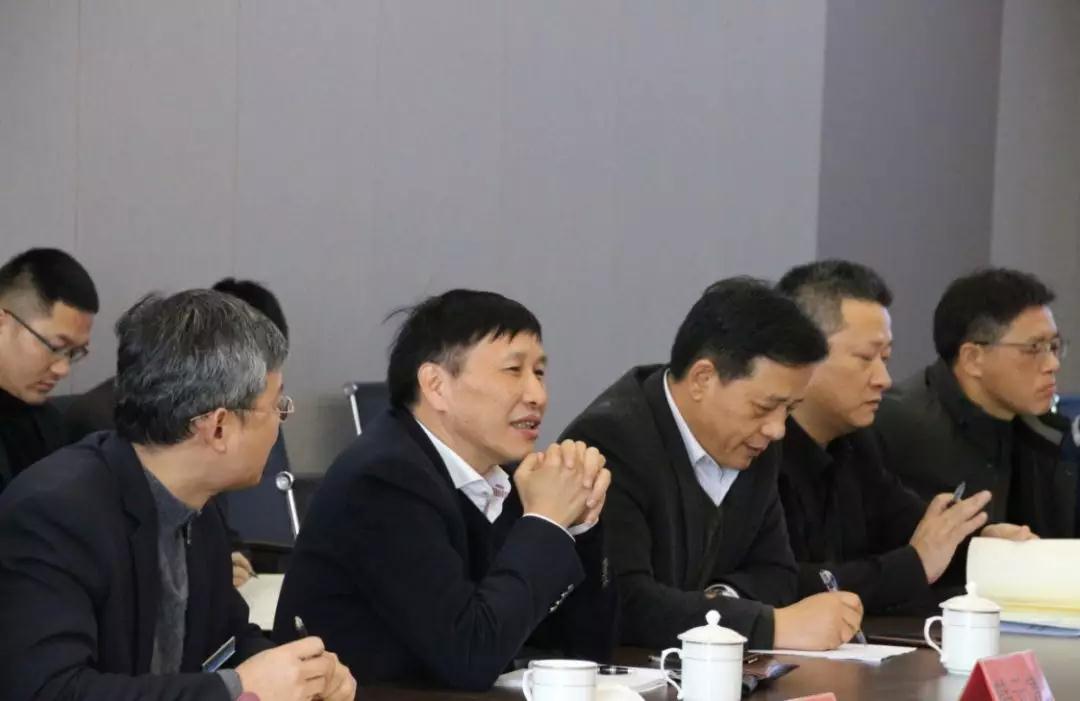 浙江省工會副主席張衛(wèi)華女士一行來大元泵業(yè)慰問調(diào)研 浙江省工會副主席張衛(wèi)華女士一行來大元泵業(yè)慰問調(diào)研