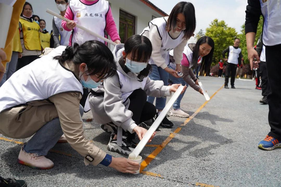 江南工業(yè)集團團委開展五四主題團日活動 江南工業(yè)集團團委開展五四主題團日活動