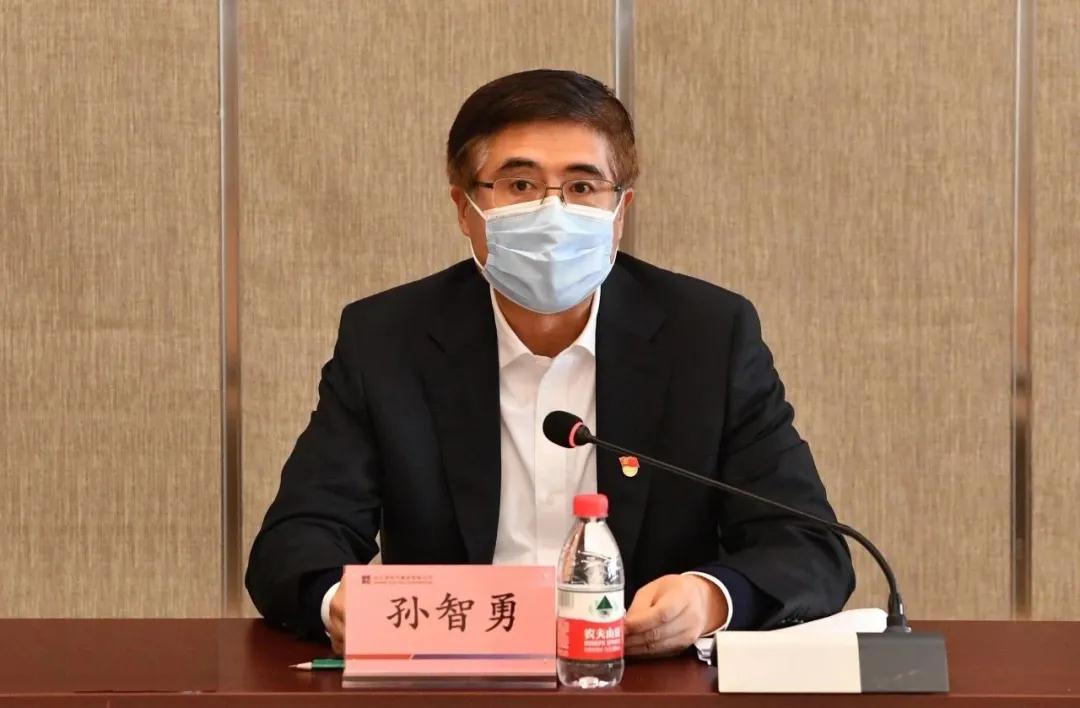 哈電集團(tuán)召開紀(jì)念五四運(yùn)動(dòng)101周年暨2019年度團(tuán)內(nèi)“雙先”表彰座談會(huì) 哈電集團(tuán)召開紀(jì)念五四運(yùn)動(dòng)101周年暨2019年度團(tuán)內(nèi)“雙先”表彰座談會(huì)