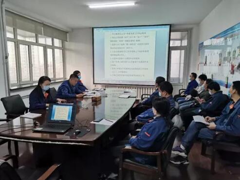 齊二機(jī)床公司辦公室(黨委辦公室)黨支部召開全體黨員大會(huì) 齊二機(jī)床公司辦公室(黨委辦公室)黨支部召開全體黨員大會(huì)