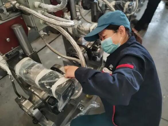 西安泵閥總廠:大口徑絕緣接頭產(chǎn)品發(fā)往中俄天然氣管線長(zhǎng)嶺——永清段建設(shè)中 西安泵閥總廠:大口徑絕緣接頭產(chǎn)品發(fā)往中俄天然氣管線長(zhǎng)嶺——永清段建設(shè)中