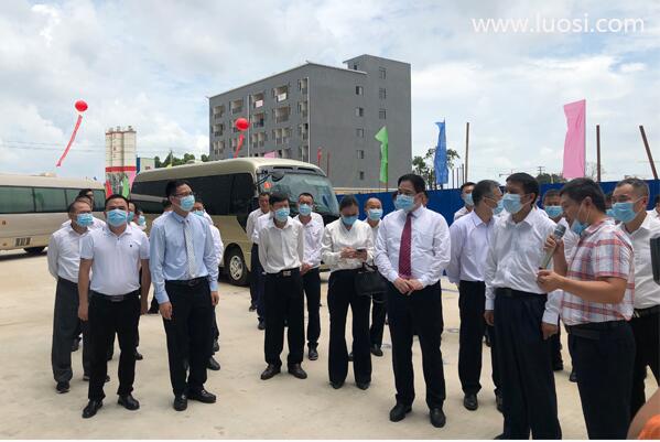 廣東省委、陽江市委等領(lǐng)導(dǎo)蒞臨史特牢金屬緊固件項目考察指導(dǎo) 廣東省委、陽江市委等領(lǐng)導(dǎo)蒞臨史特牢金屬緊固件項目考察指導(dǎo)