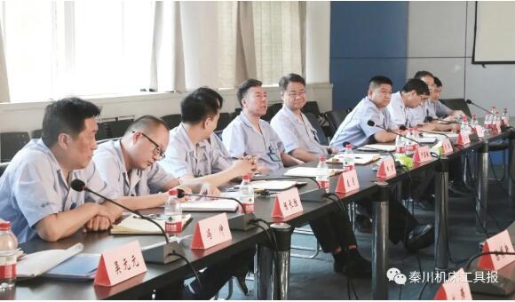 嚴鑒鉑:打造秦川集團研發(fā)、制造、銷售三支“鐵軍”隊伍 嚴鑒鉑:打造秦川集團研發(fā)、制造、銷售三支“鐵軍”隊伍