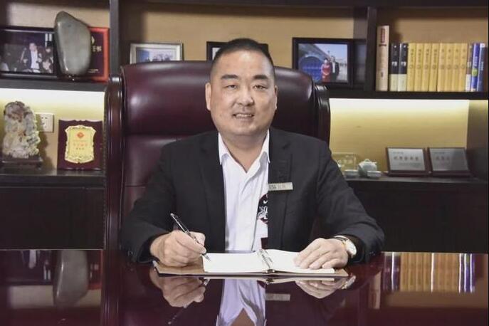 良工閥門集團(tuán)有限公司總裁潘成漲 良工閥門集團(tuán)有限公司總裁潘成漲