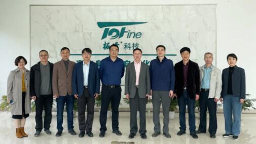浙江省儀器儀表行業(yè)協(xié)會金建祥理事長一行考察、走訪企業(yè) 浙江省儀器儀表行業(yè)協(xié)會金建祥理事長一行考察、走訪企業(yè)