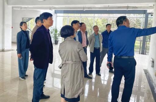 浙江省儀器儀表行業(yè)協(xié)會金建祥理事長一行考察、走訪企業(yè) 浙江省儀器儀表行業(yè)協(xié)會金建祥理事長一行考察、走訪企業(yè)