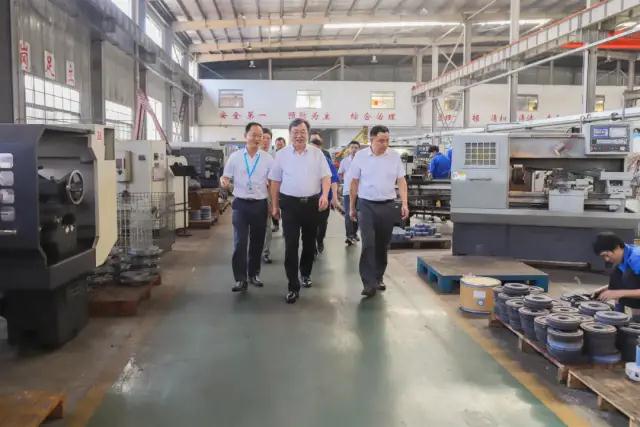 宣城市副市長寧偉一行走訪安徽江南泵閥集團(tuán)調(diào)研技改項(xiàng)目 宣城市副市長寧偉一行走訪安徽江南泵閥集團(tuán)調(diào)研技改項(xiàng)目