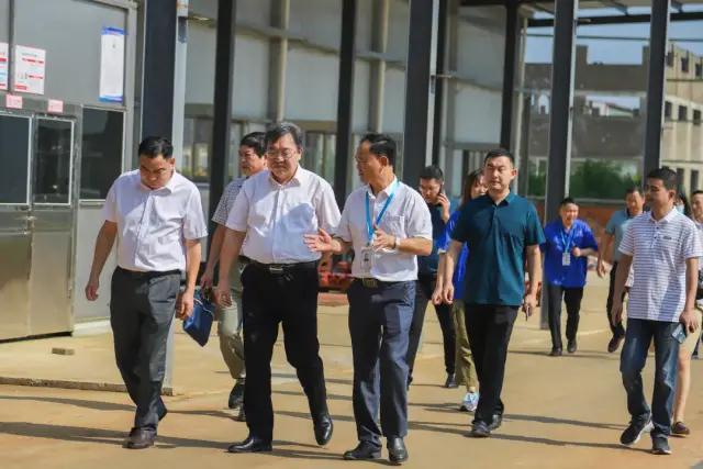 宣城市副市長寧偉一行走訪安徽江南泵閥集團(tuán)調(diào)研技改項(xiàng)目 宣城市副市長寧偉一行走訪安徽江南泵閥集團(tuán)調(diào)研技改項(xiàng)目