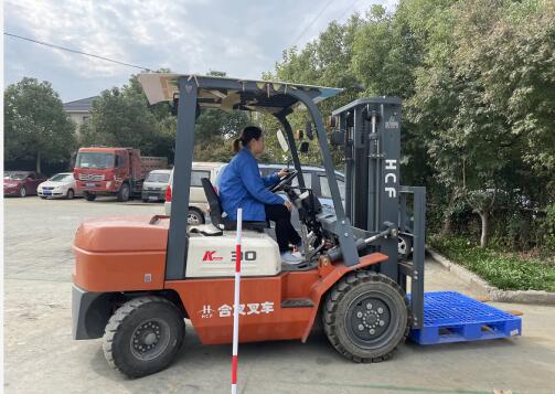 湖州南豐機(jī)械開展起重裝卸操作工技能競賽 湖州南豐機(jī)械開展起重裝卸操作工技能競賽