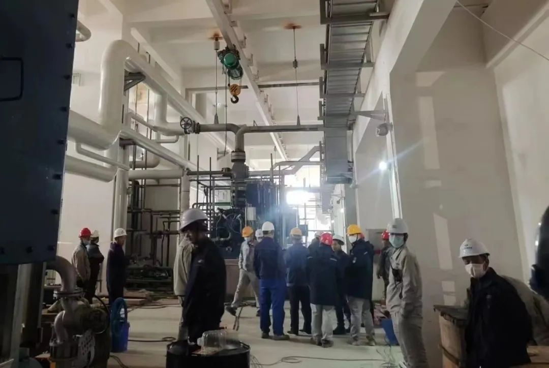 榆能化學(xué)鍋爐給水泵電機(jī)單體調(diào)試工作圓滿完成 榆能化學(xué)鍋爐給水泵電機(jī)單體調(diào)試工作圓滿完成