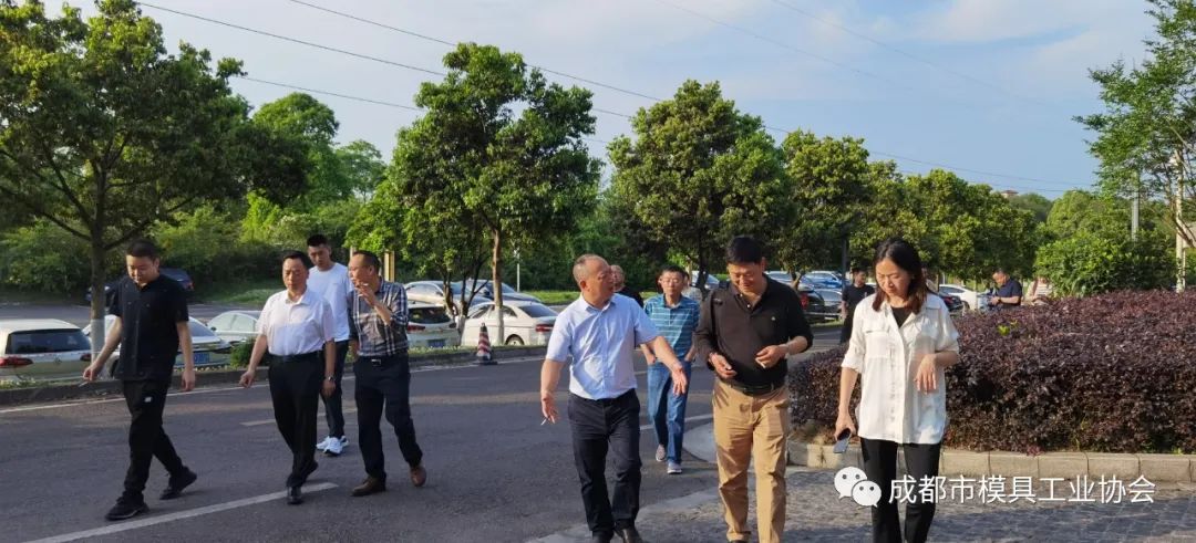 成都市模具工業(yè)協(xié)會舉辦本度第五期會員企業(yè)交流沙龍 成都市模具工業(yè)協(xié)會舉辦本度第五期會員企業(yè)交流沙龍