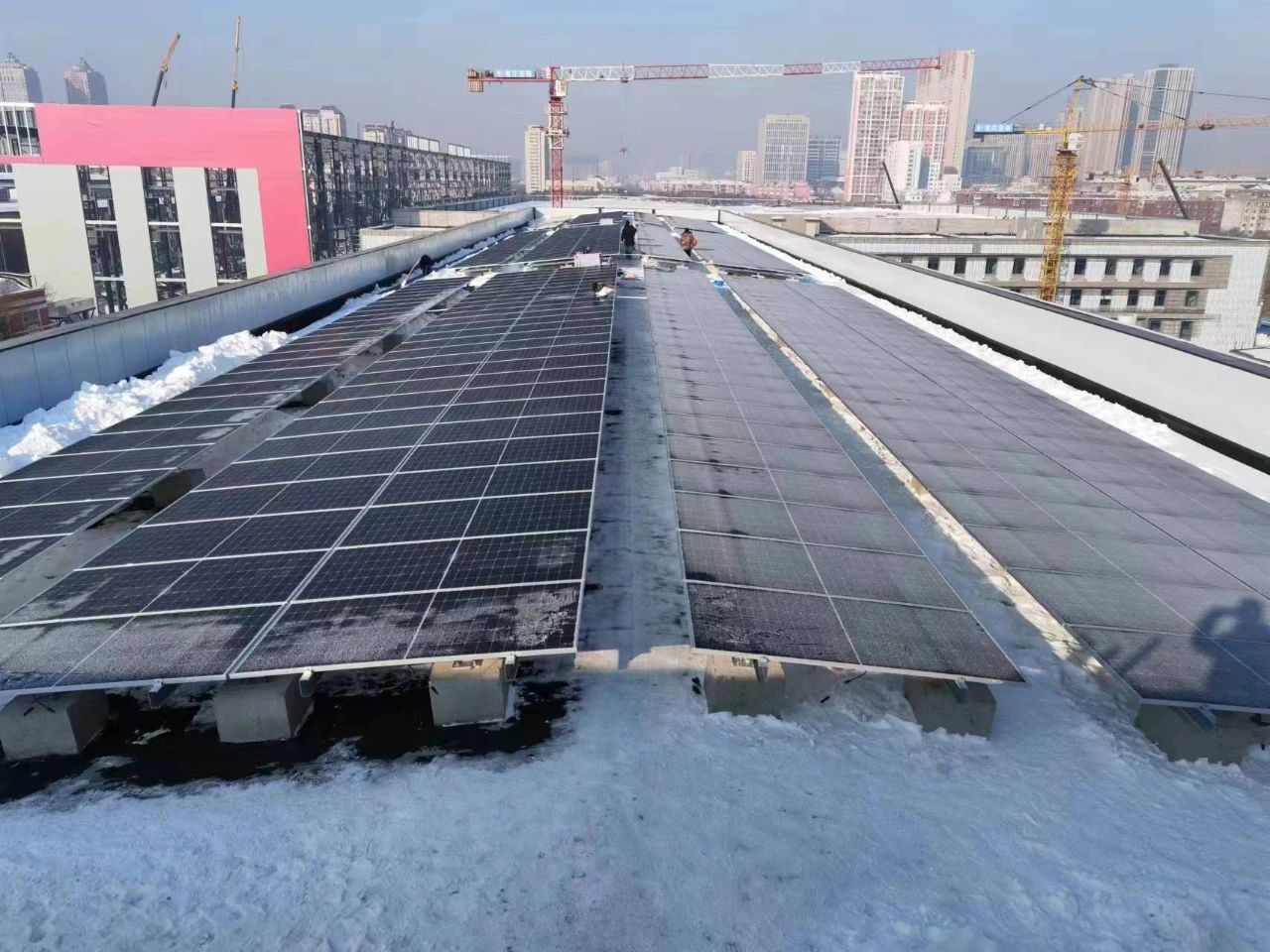 哈電電機分布式光伏發(fā)電優(yōu)勢競顯 哈電電機分布式光伏發(fā)電優(yōu)勢競顯