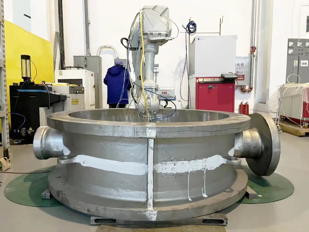 哈電閥門蝶閥密封面單機器人激光熔覆焊接技術研制成功 哈電閥門蝶閥密封面單機器人激光熔覆焊接技術研制成功