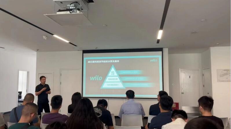 共繪供熱新篇章 北京建筑大學(xué)供熱管理專業(yè)定制研修班蒞臨威樂中國 共繪供熱新篇章 北京建筑大學(xué)供熱管理專業(yè)定制研修班蒞臨威樂中國