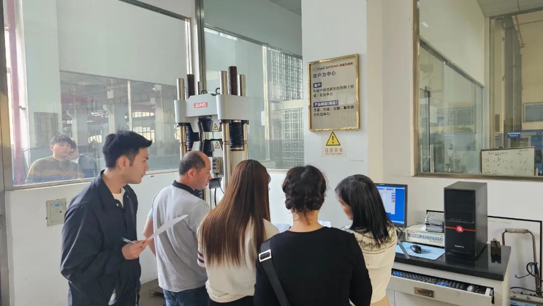 環(huán)球閥門集團舉行理化檢驗人員資格證書考試 環(huán)球閥門集團舉行理化檢驗人員資格證書考試