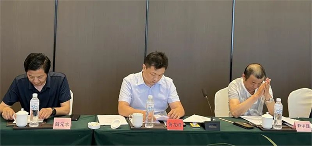 東臺(tái)市緊固件行業(yè)協(xié)會(huì)召開(kāi)2024年會(huì)長(zhǎng)會(huì)議 東臺(tái)市緊固件行業(yè)協(xié)會(huì)召開(kāi)2024年會(huì)長(zhǎng)會(huì)議