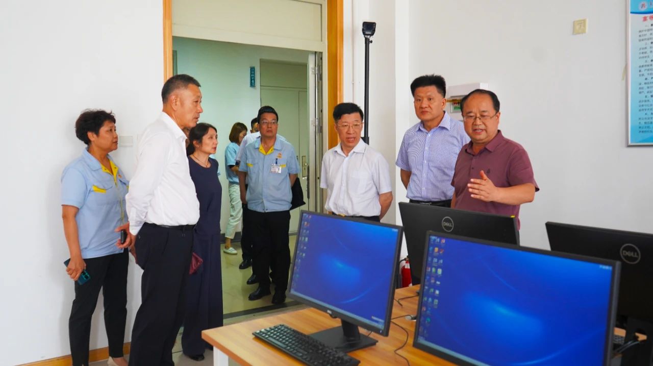 全總勞動和經(jīng)濟工作部部長深入寶雞機床集團指導(dǎo)國賽籌備工作 全總勞動和經(jīng)濟工作部部長深入寶雞機床集團指導(dǎo)國賽籌備工作
