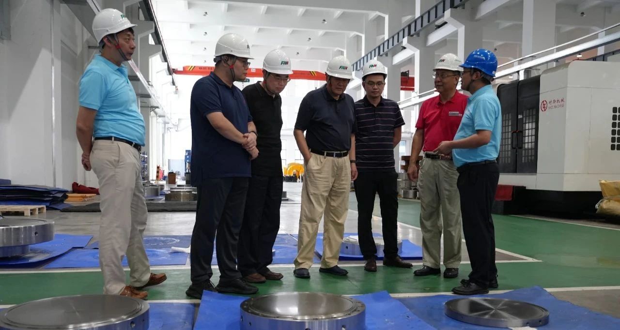 豐電金凱威320MPa超高壓隔膜壓縮機(jī)通過(guò)鑒定 豐電金凱威320MPa超高壓隔膜壓縮機(jī)通過(guò)鑒定