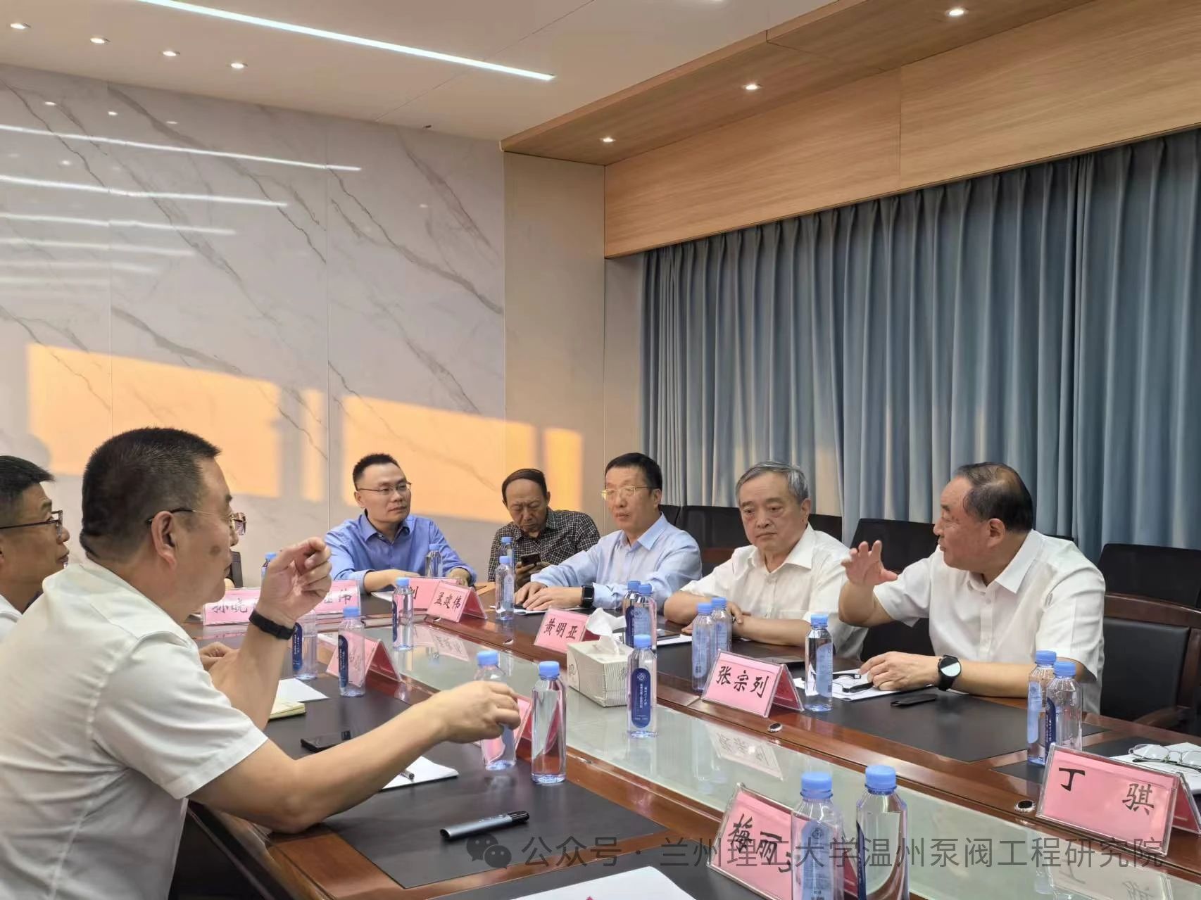 座談交流 座談交流