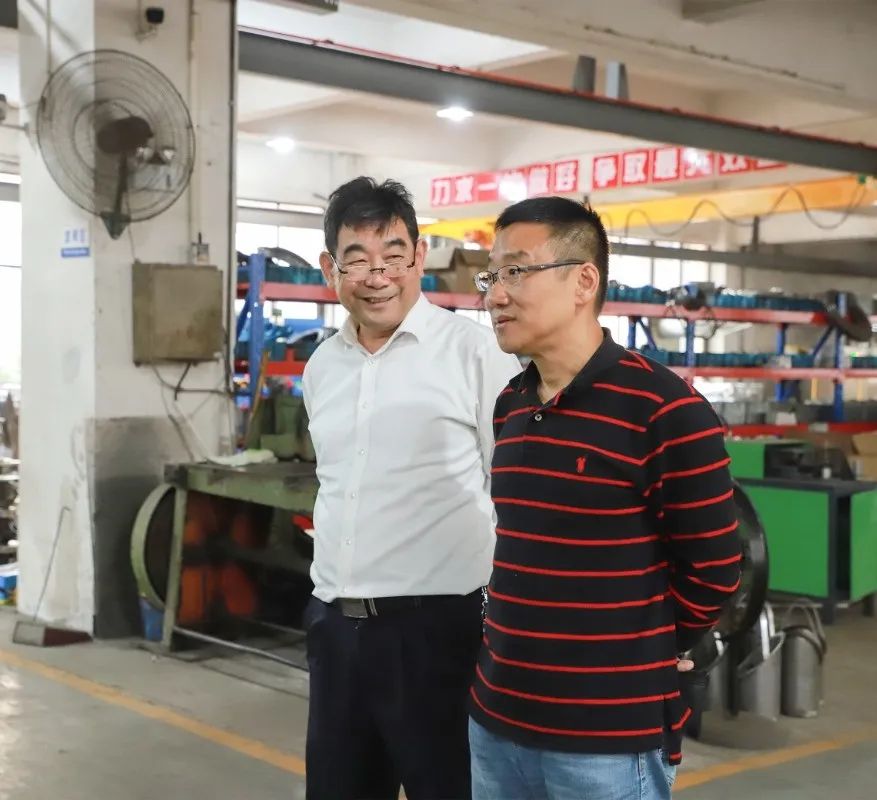 中船重工代表團(tuán)赴聯(lián)科閥門參觀考察 中船重工代表團(tuán)赴聯(lián)科閥門參觀考察