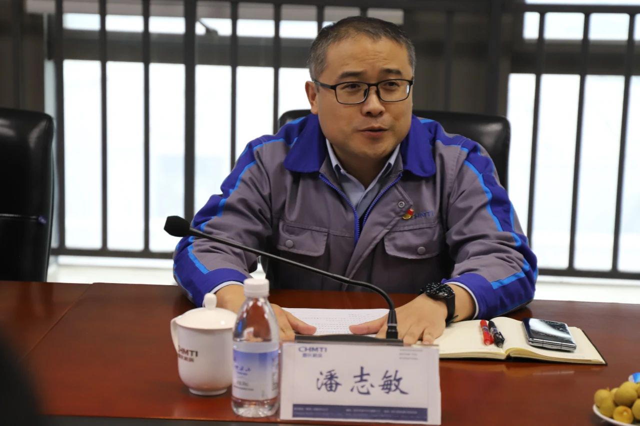 重慶機(jī)床集團(tuán)博士后工作站交流座談會(huì)順利召開(kāi) 重慶機(jī)床集團(tuán)博士后工作站交流座談會(huì)順利召開(kāi)