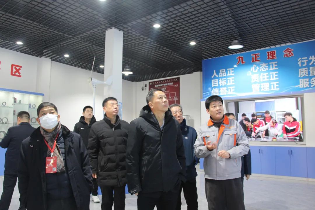中軸協(xié)理事長(zhǎng)周宇一行到河北省軸承研究院調(diào)研指導(dǎo) 中軸協(xié)理事長(zhǎng)周宇一行到河北省軸承研究院調(diào)研指導(dǎo)