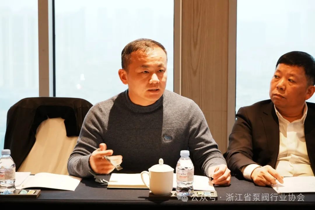 浙江省泵閥行業(yè)協(xié)會(huì)召開青年企業(yè)家聯(lián)誼會(huì)領(lǐng)導(dǎo)小組第一次會(huì)議 浙江省泵閥行業(yè)協(xié)會(huì)召開青年企業(yè)家聯(lián)誼會(huì)領(lǐng)導(dǎo)小組第一次會(huì)議