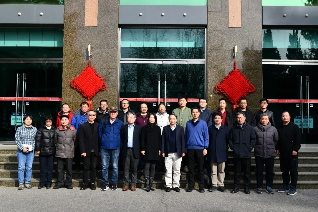 中科院高能所與上海真空閥門研制全金屬閘板閥發(fā)布 中科院高能所與上海真空閥門研制全金屬閘板閥發(fā)布