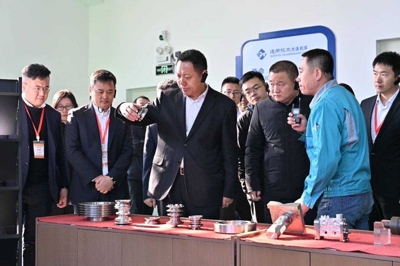 南航機務(wù)“雁陣護航”管理層干部培訓班到通用技術(shù)大連機床參觀研學 南航機務(wù)“雁陣護航”管理層干部培訓班到通用技術(shù)大連機床參觀研學