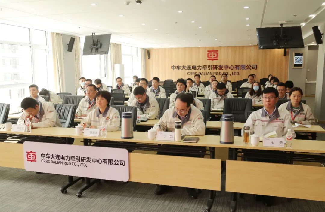 中車永濟(jì)電機(jī)公司召開2025年經(jīng)營工作會議 中車永濟(jì)電機(jī)公司召開2025年經(jīng)營工作會議