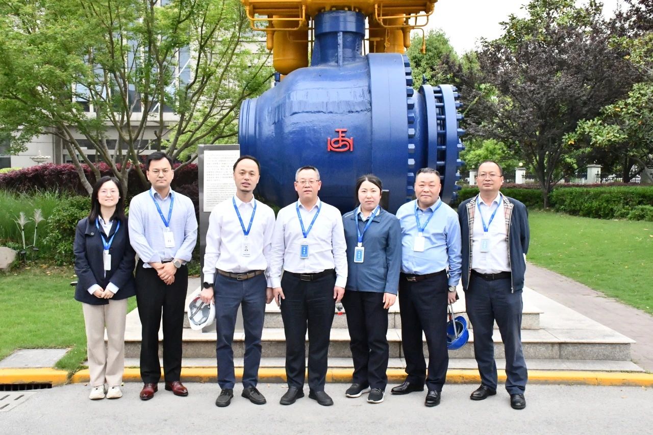 東方電氣集團(tuán)東方鍋爐股份有限公司副總經(jīng)理劉洪偉一行到上閥股份考察交流 東方電氣集團(tuán)東方鍋爐股份有限公司副總經(jīng)理劉洪偉一行到上閥股份考察交流