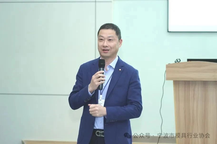海天精工開展精益化生產(chǎn)專項培訓,助力企業(yè)高效發(fā)展 海天精工開展精益化生產(chǎn)專項培訓,助力企業(yè)高效發(fā)展