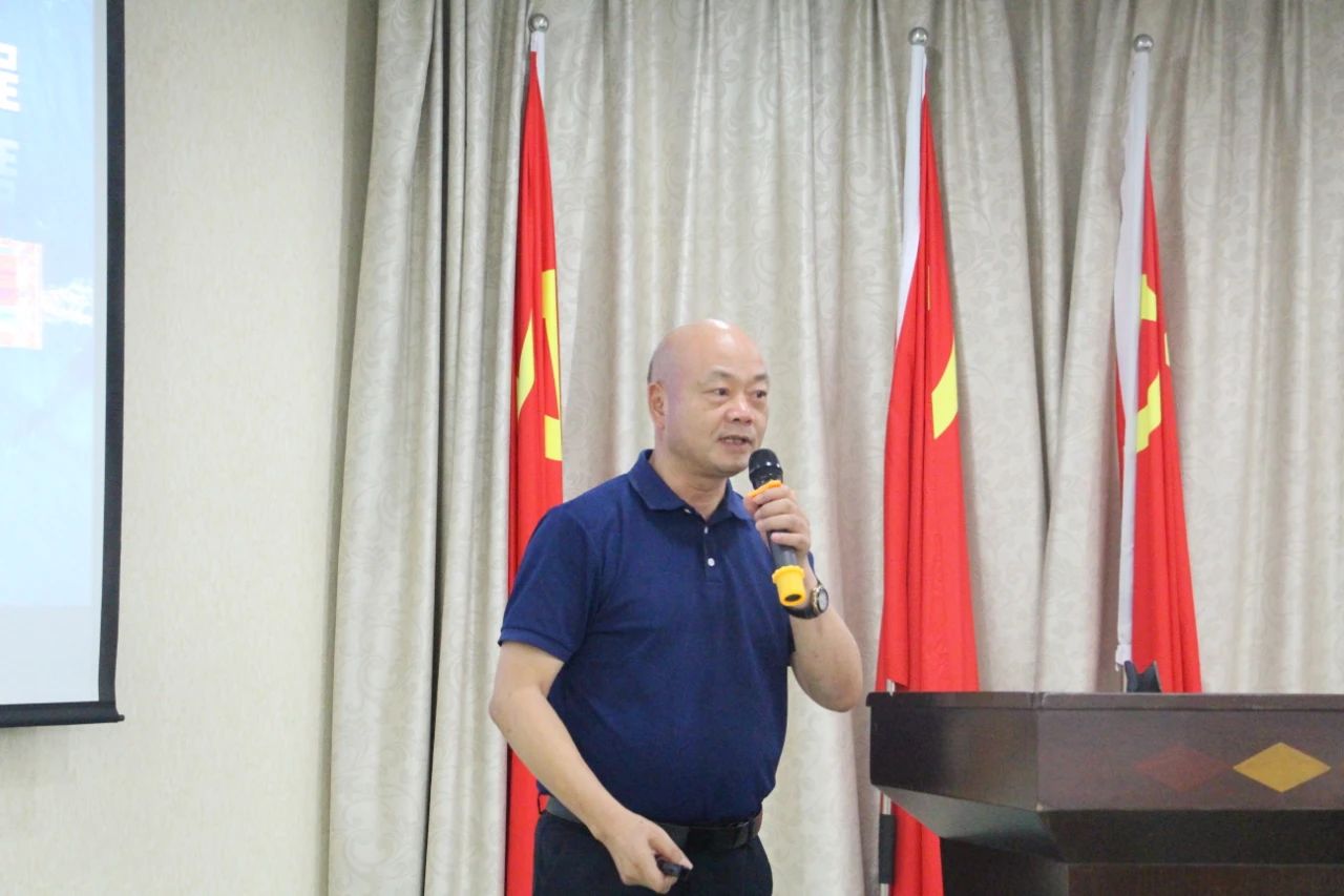 浙江省緊固件產(chǎn)業(yè)技術(shù)聯(lián)盟秘書(shū)長(zhǎng) 陳九州 浙江省緊固件產(chǎn)業(yè)技術(shù)聯(lián)盟秘書(shū)長(zhǎng) 陳九州