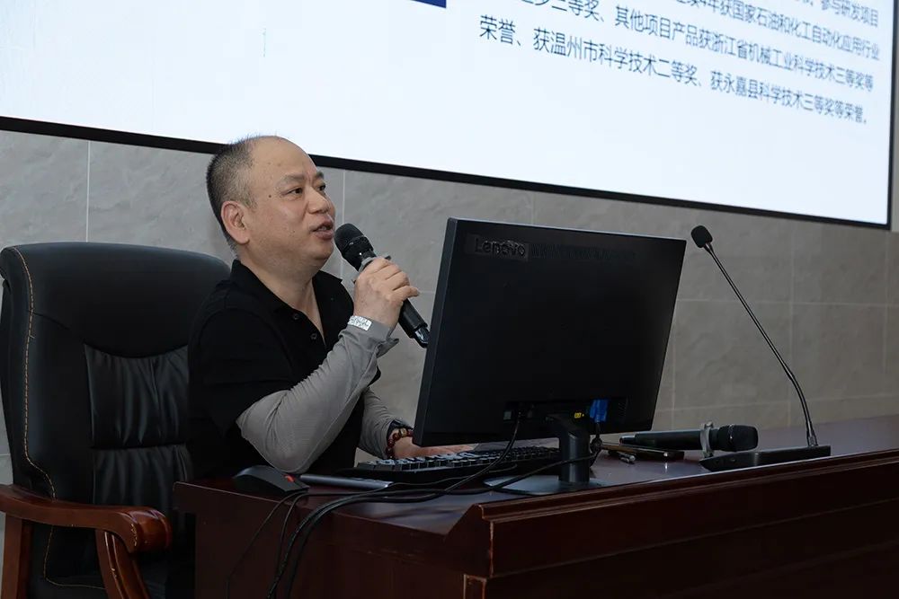 打通產(chǎn)教融合的關(guān)鍵堵點(diǎn)!永嘉技能大師校園收徒 打通產(chǎn)教融合的關(guān)鍵堵點(diǎn)!永嘉技能大師校園收徒