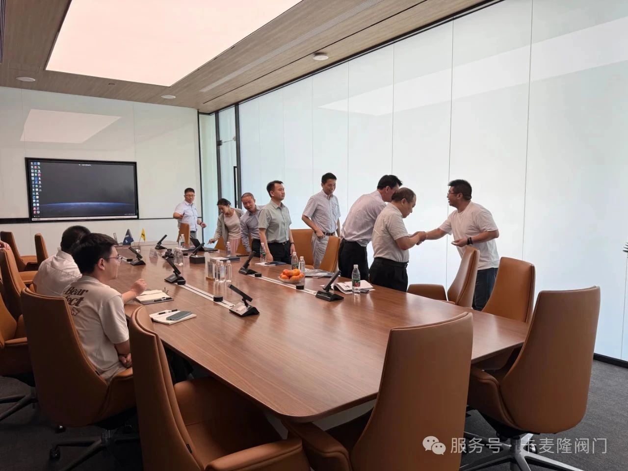 新加坡客商來(lái)卡麥隆閥門參觀合作 新加坡客商來(lái)卡麥隆閥門參觀合作