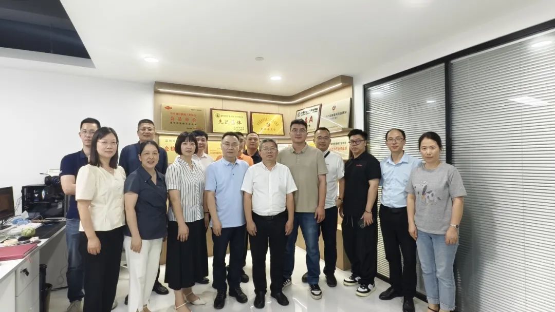 合肥通用職業(yè)技術(shù)學院田啟昌書記一行蒞臨溫州市泵閥工業(yè)協(xié)會參觀交流 合肥通用職業(yè)技術(shù)學院田啟昌書記一行蒞臨溫州市泵閥工業(yè)協(xié)會參觀交流