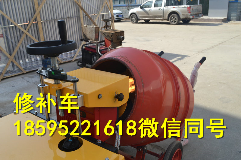 遼寧大連路面瀝青修補(bǔ)機(jī)器價(jià)格 小瀝青修補(bǔ)車圖片大全